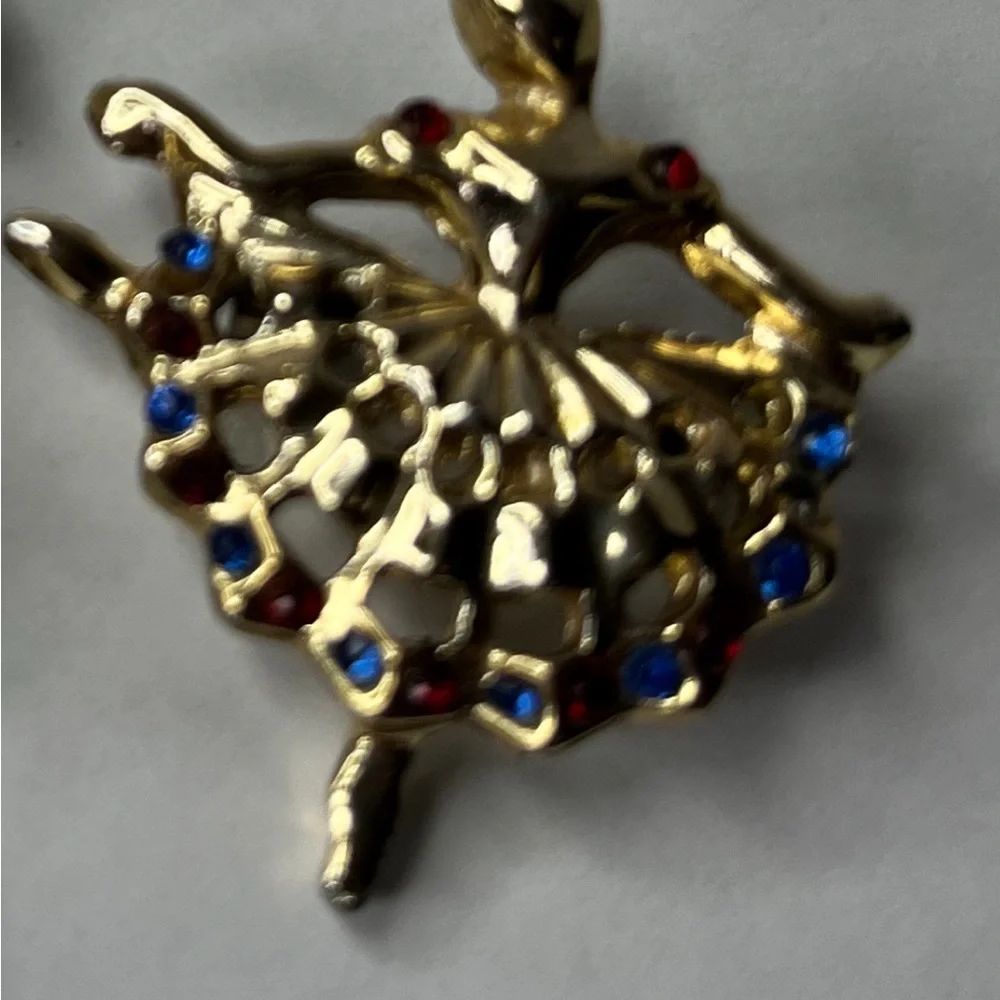 GOLD TONE AND RHINESTONE DANCING BROOCHES - MULTICOLOR DANCERS.‎